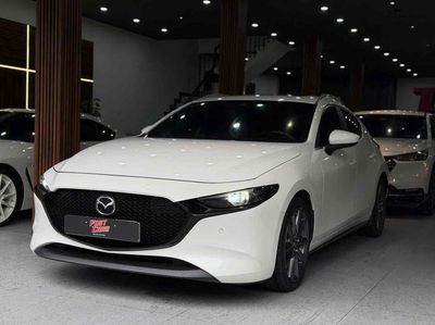 Mazda 3 Sport Premium 2022 đi 67.000 km một chủ