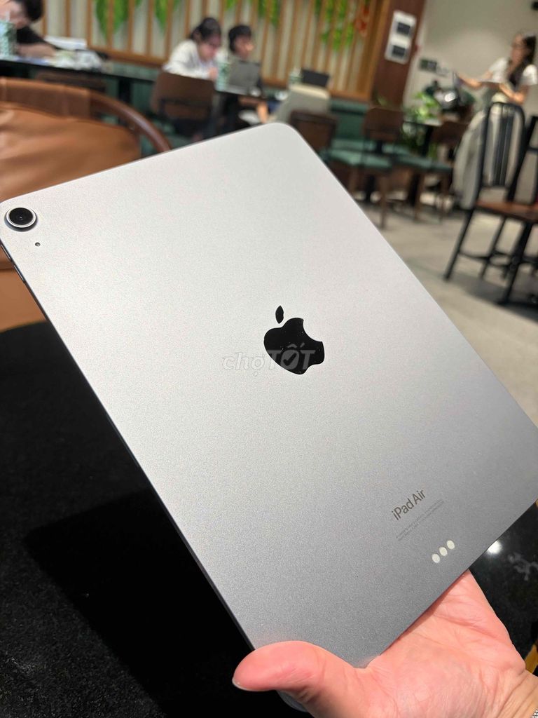 Apple iPad Air 11 inch M2 128GB Xám Fullbox. Mua bán Máy tính bảng tại Quận Tân Phú Tp Hồ Chí Minh được đăng bởi KITCHEN SWEETS hình 1