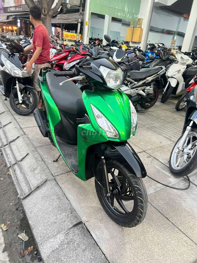 Honda vision 2016 mới 90% biển số thành phố. Mua bán Xe máy tại Quận Tân Phú Tp Hồ Chí Minh được đăng bởi Tuanduy hình 3