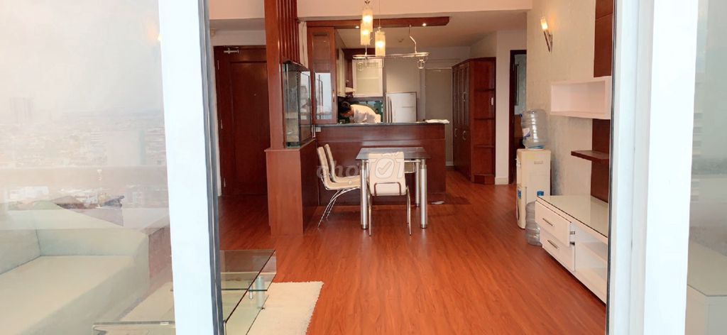 Аренда · 3 комн. · 130 м² · Quận 5, ул. Hồng Bàng
