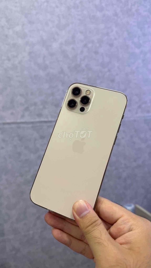 Apple iPhone 12 Pro Max 256GB Vàng. Mua bán Điện thoại tại Thành phố Buôn Ma Thuột Đắk Lắk được đăng bởi Nguyễn Văn Huy hình 1