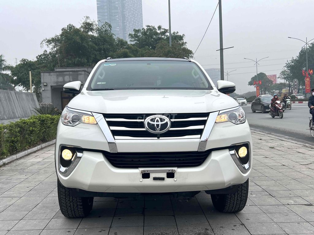 Toyota Fortuner 2.7AT 2019