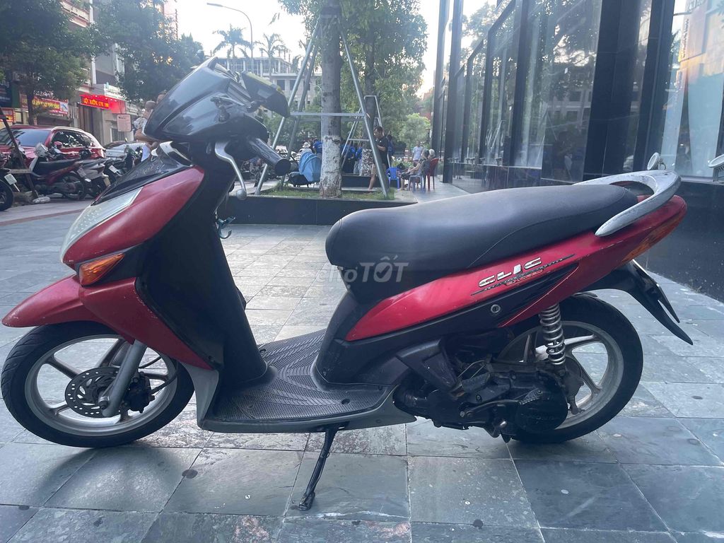 Мопед Honda Click, красно-черный, 2008, Хайфон