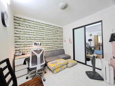 HIẾM - CĂN HỘ TẬP THỂ  NGHĨA TÂN - TẦNG 2 - TT CẦU GIẤY - Ô TÔ ĐỖ CỬA. Mua bán căn hộ/chung cư tại Quận Cầu Giấy Hà Nội được đăng bởi Hoàng Thị Lý