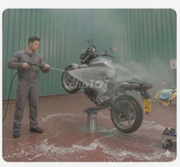 Dịch vụ rửa xe máy Hà Nội. Dịch vụ tại Quận Hai Bà Trưng Hà Nội được đăng bởi Le Hoan hình 1