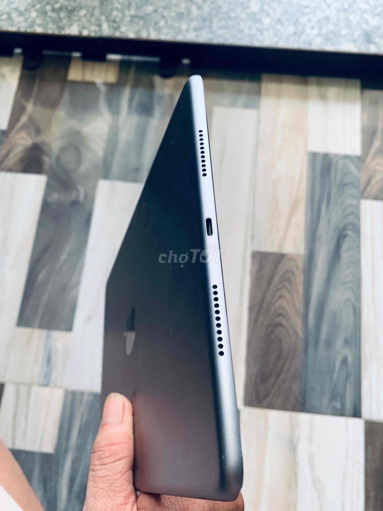 ipad pro 10.5 4G/wifi full zin full chức năng 99%