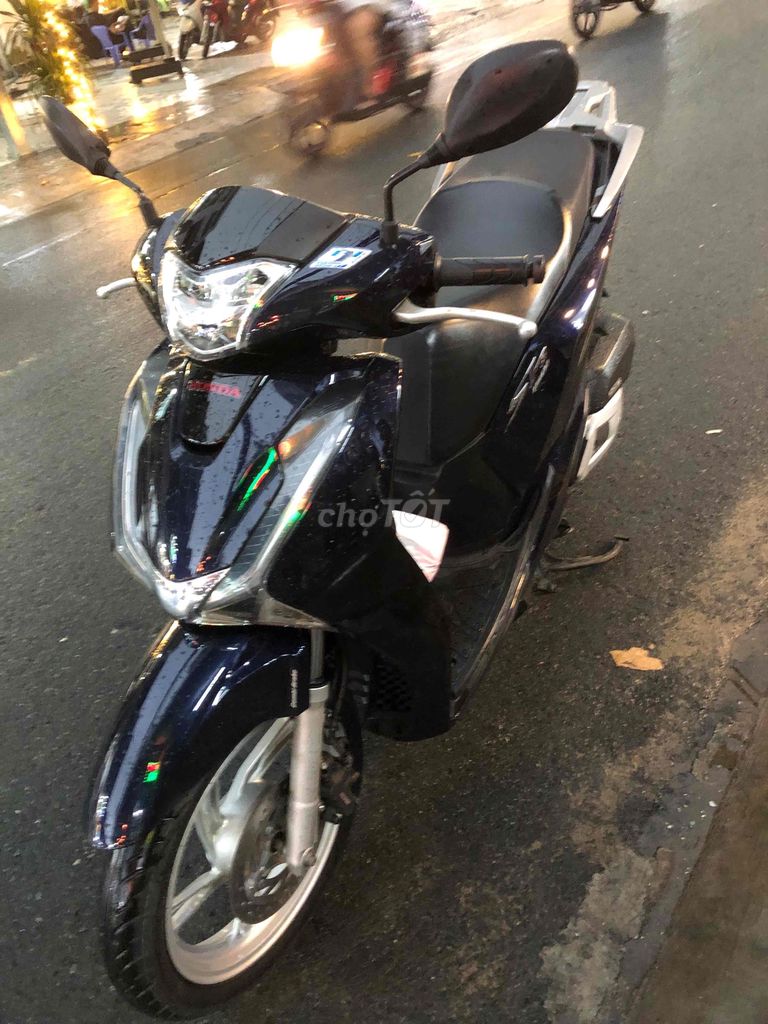 Honda SH 150 CBS 2017 Сине-черный 28000 км