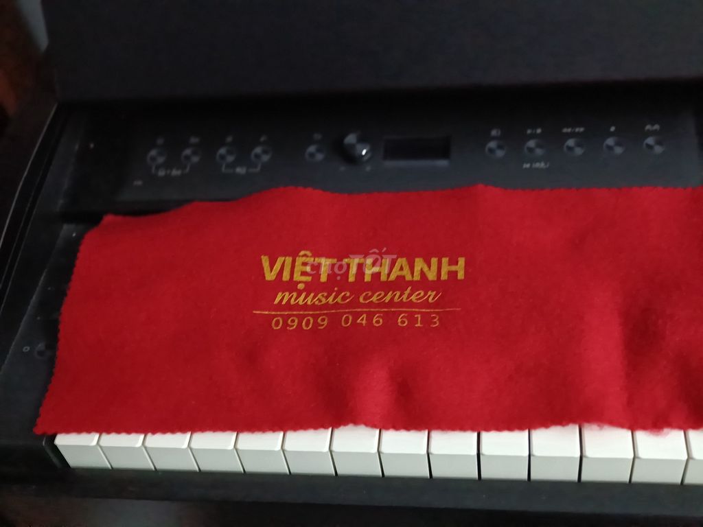 Xuất ngoại để lại Piano Roland mới toanh