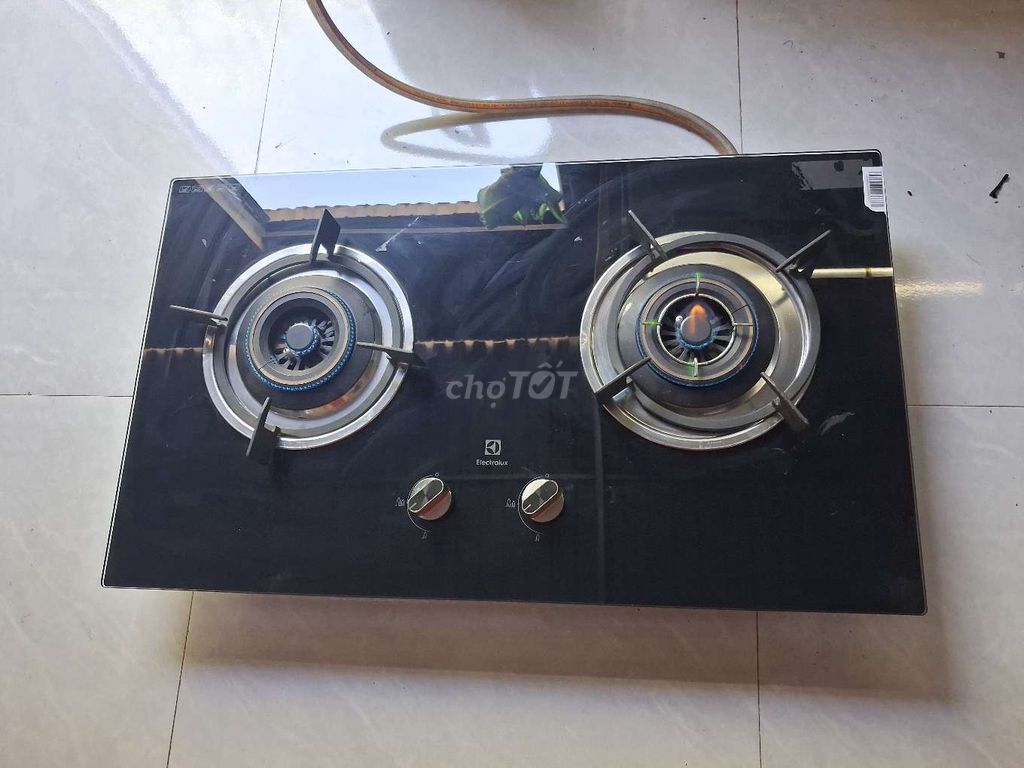 Bếp ga âm Electrolux Đen. Mua bán Bếp, lò, đồ điện nhà bếp tại Huyện Chơn Thành Bình Phước được đăng bởi bảo Ngọc  hình 1