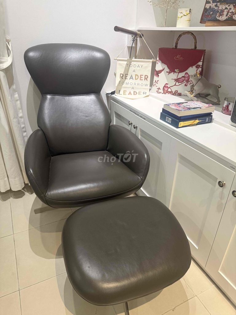 Ghế thư giãn BoConcept Da Xám. Mua bán Bàn ghế tại Thành phố Thủ Đức Tp Hồ Chí Minh được đăng bởi Trang Hoang hình 1