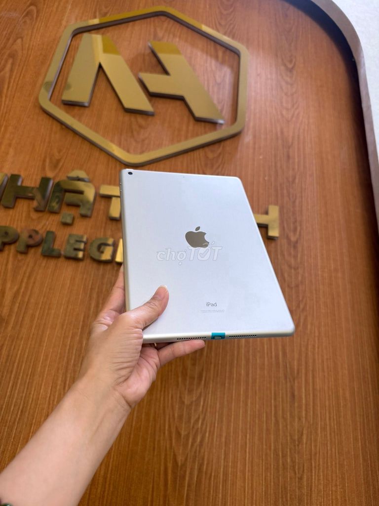 Apple iPad Gen 9 Wifi 64GB TrắngMDM. Mua bán Máy tính bảng tại Quận Gò Vấp Tp Hồ Chí Minh được đăng bởi Nguyễn Thị Thu Hiền hình 1