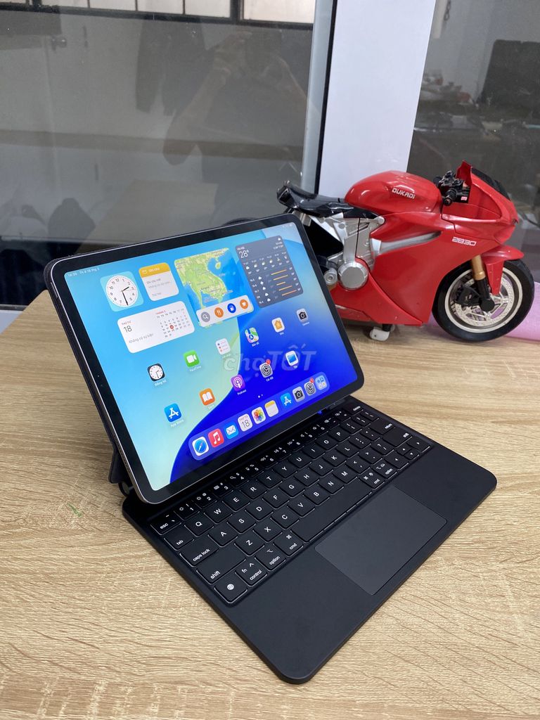 🍎IPad Pro 11 inch 2018 64G Wifi Tặng Dock Phím 1tr. Mua bán Máy tính bảng tại Quận Bình Thạnh Tp Hồ Chí Minh được đăng bởi Nguyễn Công Lý hình 1
