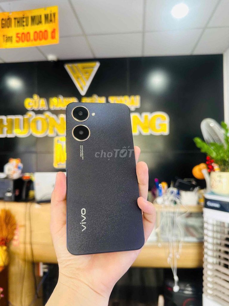 Vivo Y03 đẹp 99% giá iu iu🔥. Mua bán Điện thoại tại Thành phố Bến Tre Bến Tre được đăng bởi HươngGiangmobile hình 1