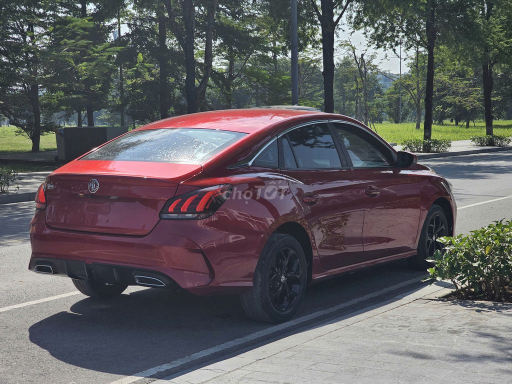 MG 5 AT 2022 màu đỏ. Mua bán Ô tô tại Quận Thanh Xuân Hà Nội được đăng bởi Thanh Biz Nguyễn Thái Auto hình 6
