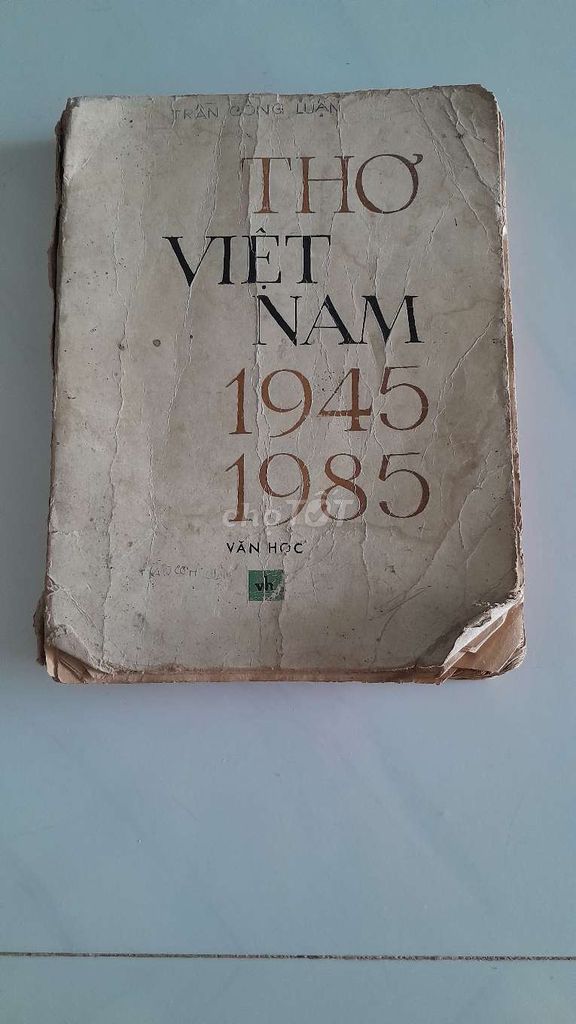 Sách thơ VN 1945_1985