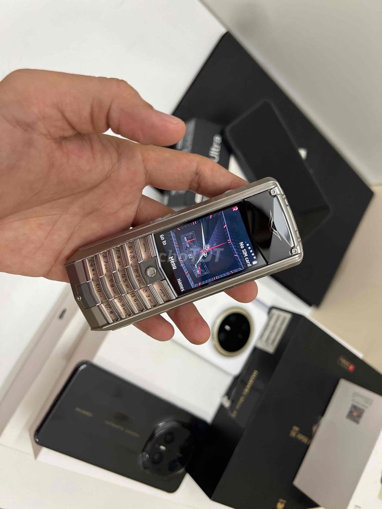 Vertu Ascent X Titanium Đen Bạc. Mua bán Điện thoại tại Quận 6 Tp Hồ Chí Minh được đăng bởi Đinh Trọng Hòa hình 1