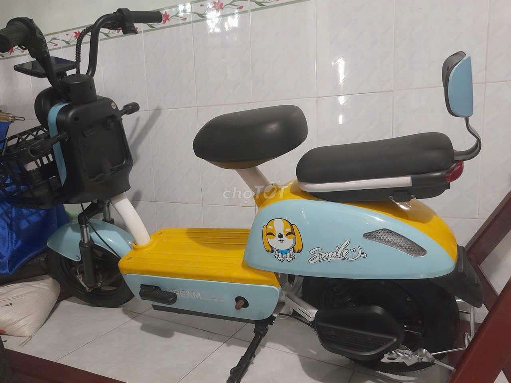 Xe đạp điện đẹp gần như mới. Mua bán Xe điện tại Thành phố Vĩnh Long Vĩnh Long được đăng bởi Nguyễn Gia Thi hình 1