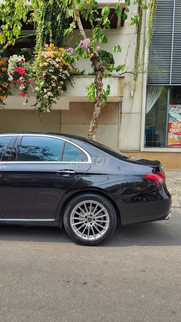 E200 Exclusive Sx 2021 - 19000miles full ls hãng. Mua bán Ô tô tại Quận 7 Tp Hồ Chí Minh được đăng bởi tuấn anh hình 4