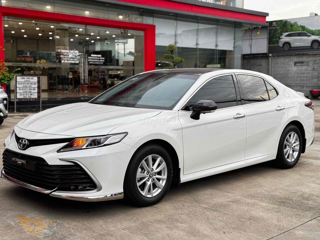 Camry 2.0G 2022 mẫu mới-Xe Full phụ kiện