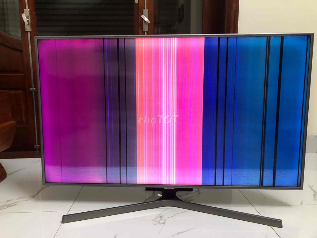 Tivi Samsung 50NU7400 Bị sọc màn hình. Mua bán Tivi, Âm thanh tại Huyện Phú Xuyên Hà Nội được đăng bởi Ngọc Ánh hình 1