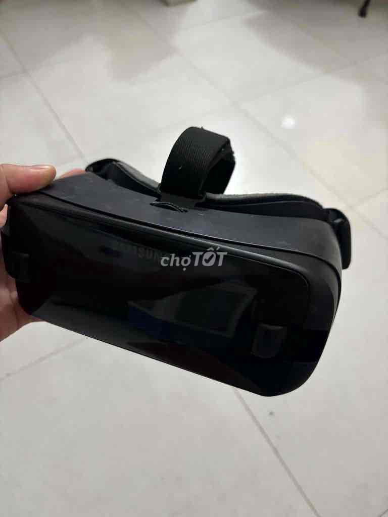 Kính thực tế ảo Samsung Gear VR Đen. Mua bán Thiết bị đeo thông minh tại Quận Cẩm Lệ Đà Nẵng được đăng bởi mr Q hình 1