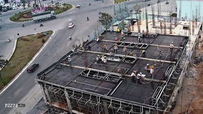 Căn Shop House nằm ngay mặt tiền vòng xoay Long Vân kinh doanh sầm uất