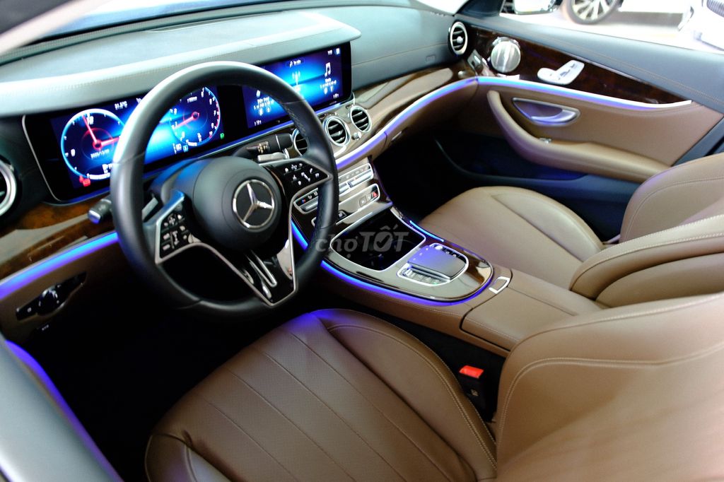 Mercedes-Benz E200 EXCLUSIVE Đen 7400 km. Mua bán Ô tô tại Quận 7 Tp Hồ Chí Minh được đăng bởi NGỌC ANH MERCEDES PMH hình 7