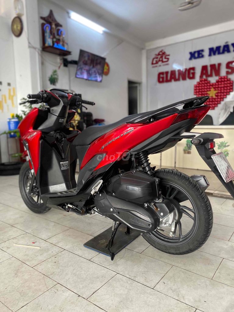 Honda Vario 150 đk 2022 màu đỏ candy BSTP. Mua bán Xe máy tại Quận 12 Tp Hồ Chí Minh được đăng bởi Xe Máy Hoàng Giang An Sương  hình 5