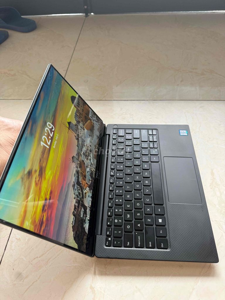 Dell XPS 9370 Cảm ứng. Mua bán Laptop tại Huyện Thuỷ Nguyên Hải Phòng được đăng bởi Nguyễn Hoàng Liêm  hình 1