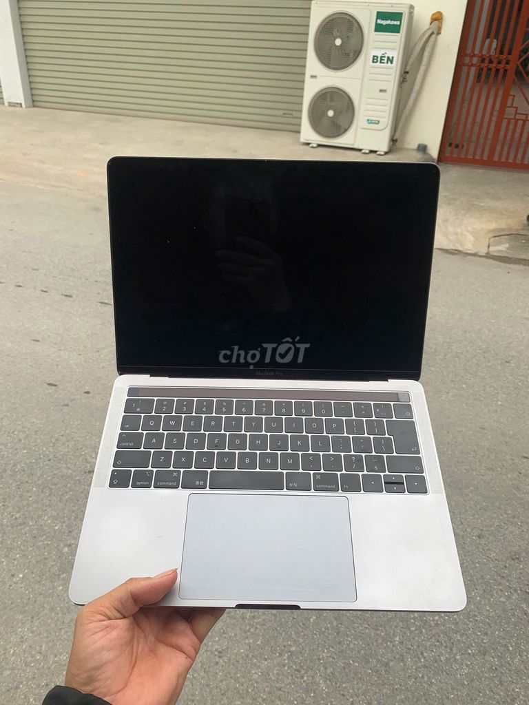 thanh lý macbook. Mua bán Laptop tại Huyện Quế Võ Bắc Ninh được đăng bởi Luân hình 1