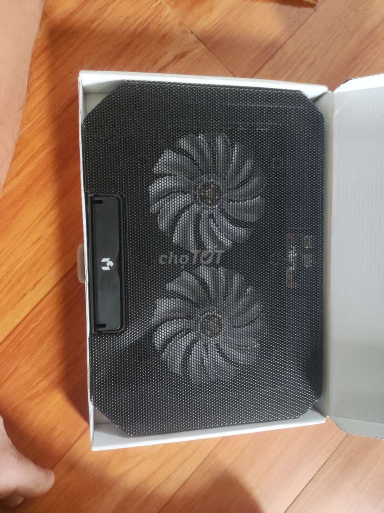 Đế tản nhiệt laptop Q100 Đen. Mua bán Phụ kiện (Màn hình, Chuột...) tại Quận Hồng Bàng Hải Phòng được đăng bởi Nguyễn Minh Hiếu hình 1
