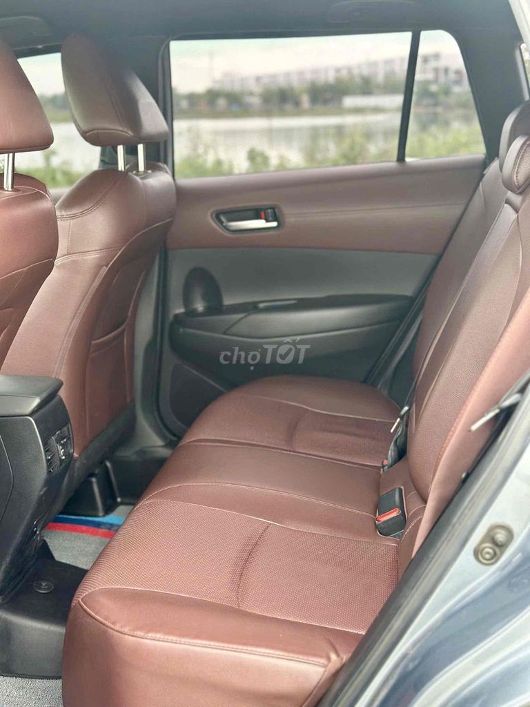 Toyota Corola Cross. Mua bán Ô tô tại Thành phố Huế Thừa Thiên Huế được đăng bởi MN hình 8