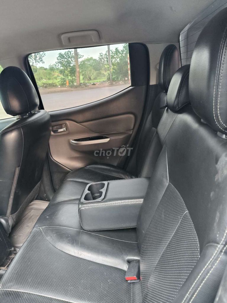 Mitsubishi Triton 2016 4x4 AT - 120000 km. Mua bán Ô tô tại Huyện Thanh Trì Hà Nội được đăng bởi Chuyên mua bán xe Bán Tải Lướt  hình 12