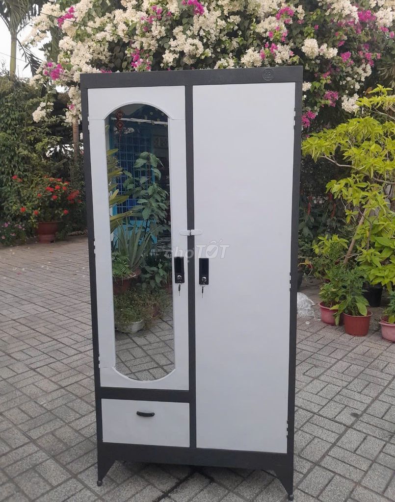 Tủ sắt tủ sắt tủ sắt tủ quần áo. Mua bán Tủ, kệ gia đình tại Quận 8 Tp Hồ Chí Minh được đăng bởi Tổng Kho Nội Thất Sài Gòn hình 1