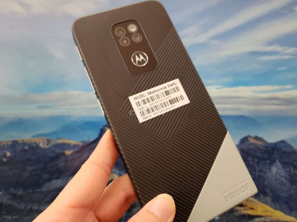 Motorola Defy 2021 Siêu bền 2 Sim.Pin 5000 mah