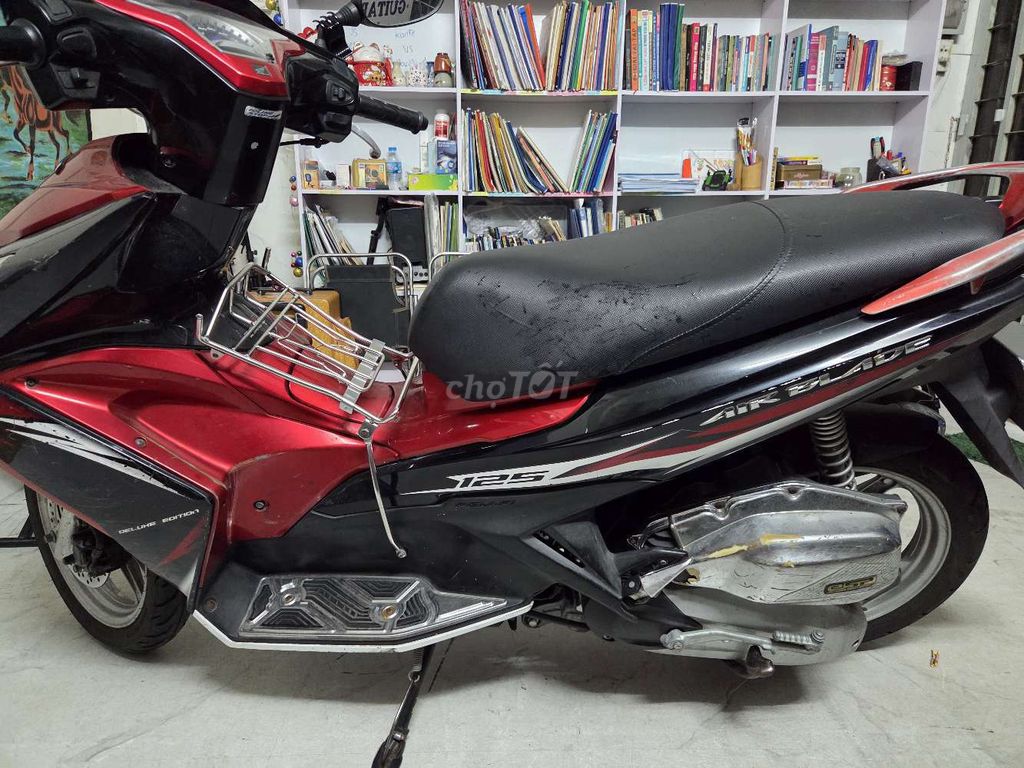 Honda Air Blade 2013 с функцией поиска, красный