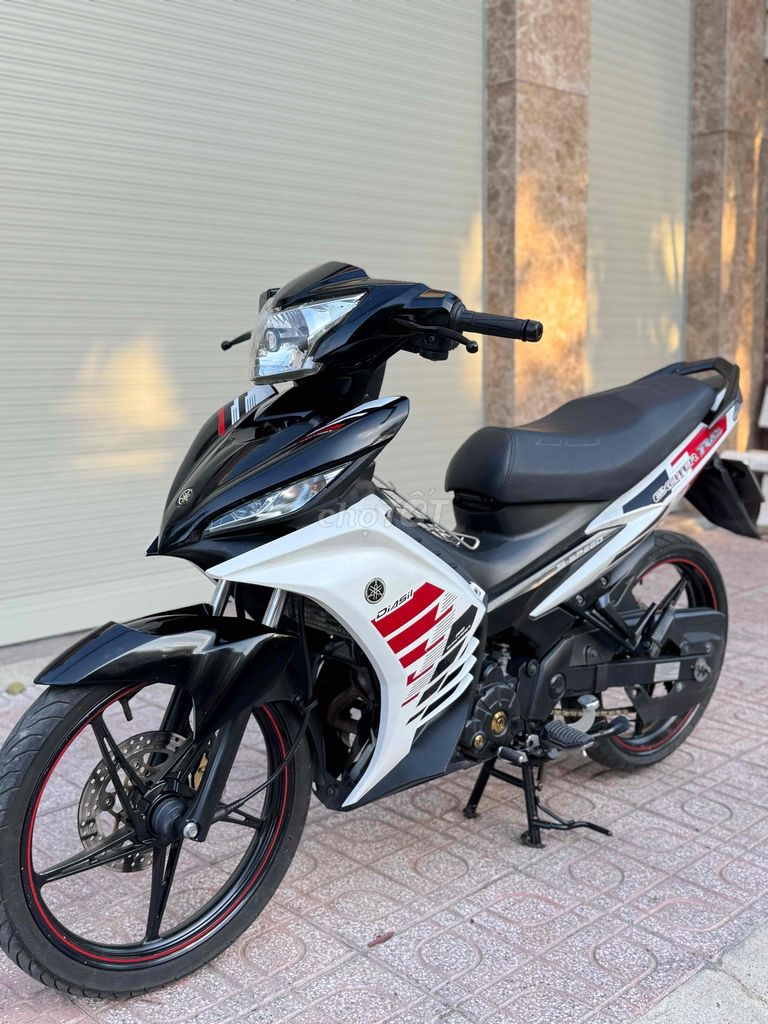 Yamaha Exciter 135 Trắng Đen Đỏ. Mua bán Xe máy tại Thành phố Dĩ An Bình Dương được đăng bởi Trần Trọng hình 2