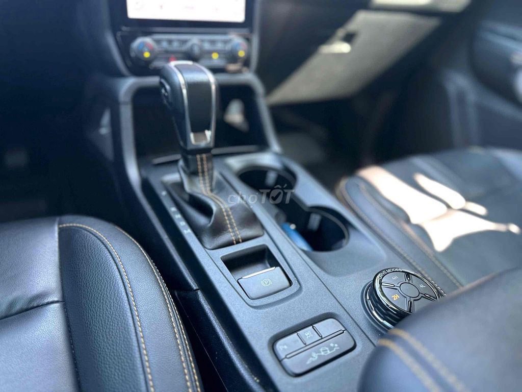 Wildtrak 2.0L 4x4 AT 2023. Mua bán Ô tô tại Quận Long Biên Hà Nội được đăng bởi Trang Gala hình 12