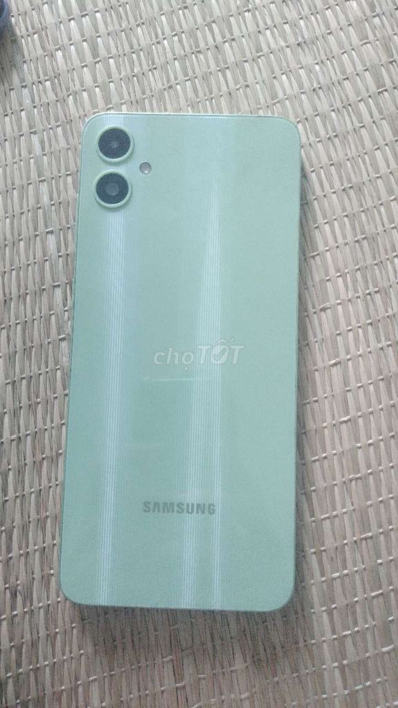 Samsung Galaxy A05 Xanh lá. Mua bán Điện thoại tại Quận 7 Tp Hồ Chí Minh được đăng bởi Phạm Hiếu hình 1