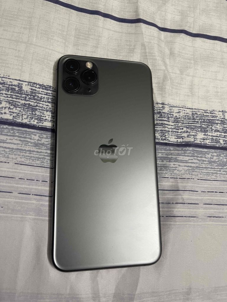 Apple iPhone 11 Pro Max 256GB Xám. Mua bán Điện thoại tại Huyện Cần Giuộc Long An được đăng bởi Trần Thái Vũ hình 1