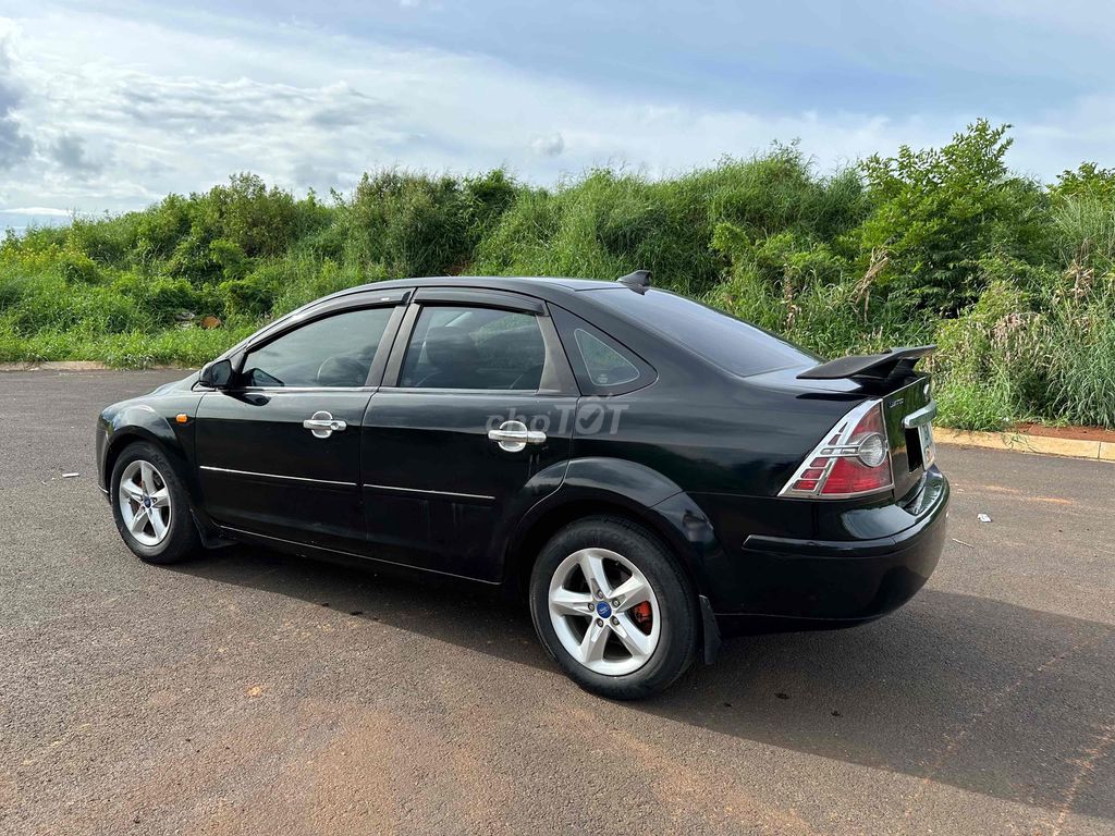 Ford Focus 2007 1.8 MT - 250000 km. Mua bán Ô tô tại Thành phố Buôn Ma Thuột Đắk Lắk được đăng bởi Khang Phạm hình 4