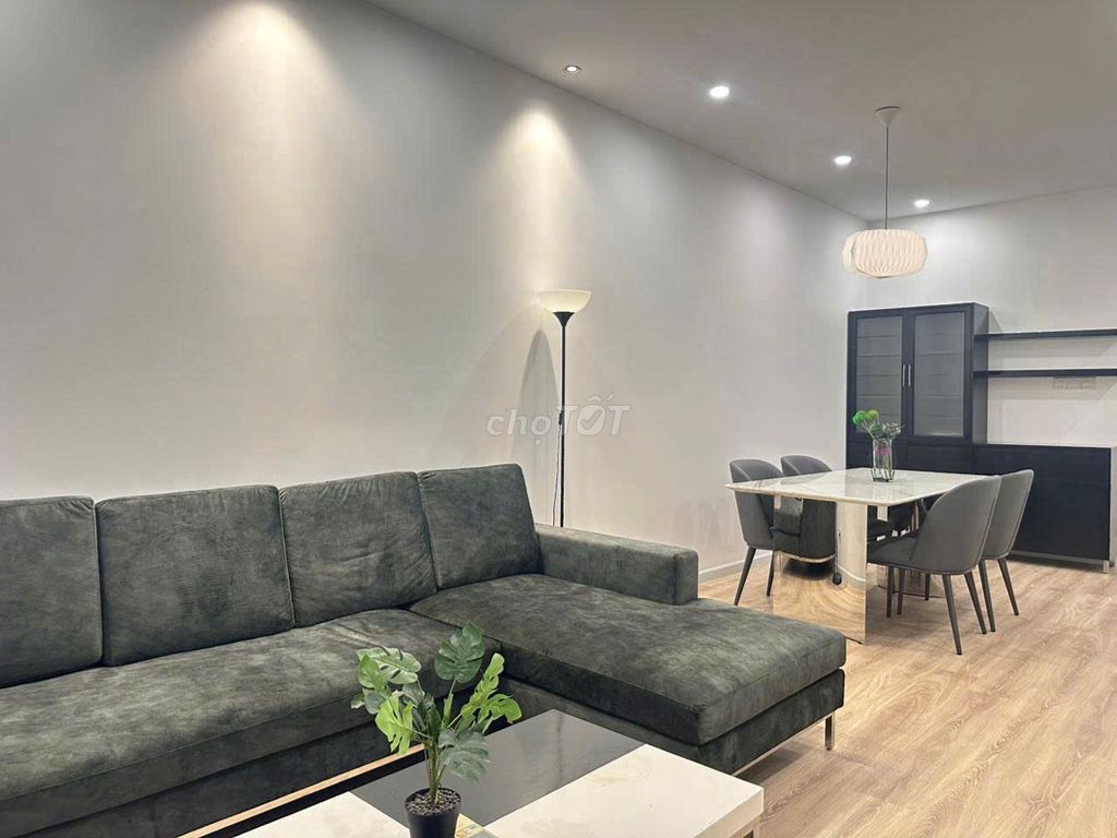 Rent · 2 bd · 90 м² · Quận Bình Thạnh, ул. Nguyễn Hữu Cảnh