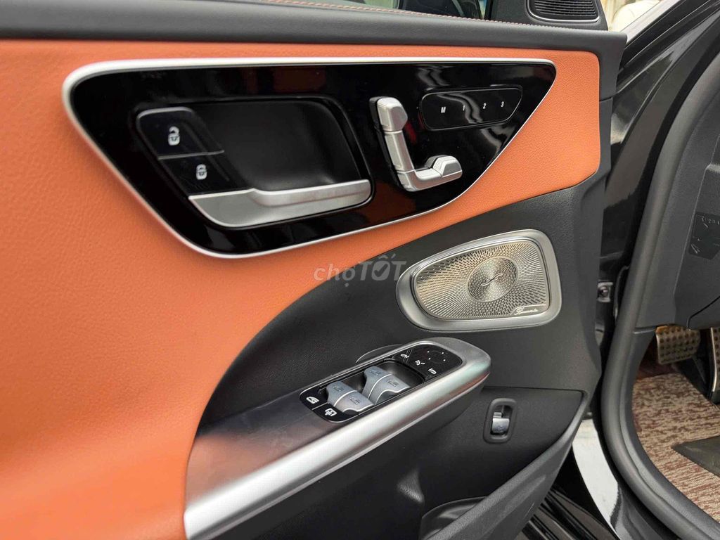Mercedes-Benz C300 AMG V1 2022 чёрный 11 000 миль