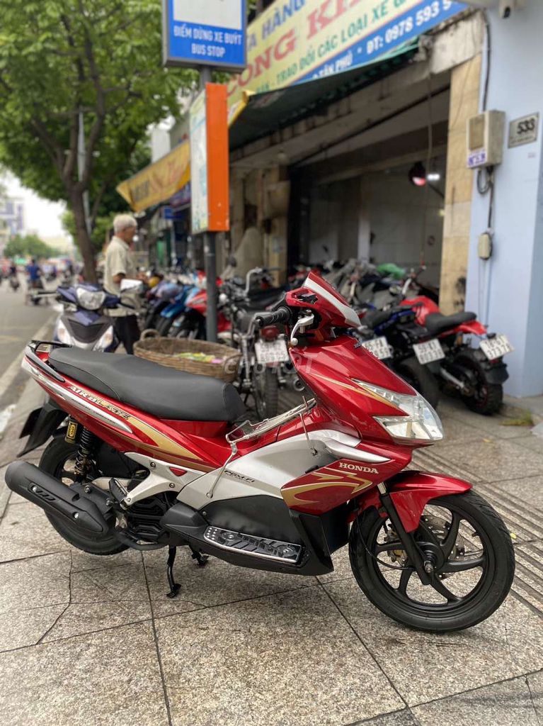 Honda air blade Fi 2010 mới 90% bstp chính chủ