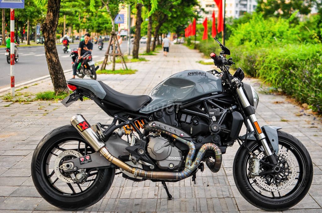 Thanh Motor cần bán Ducati Monster 821 2019. Mua bán Xe máy tại Quận Hoàng Mai Hà Nội được đăng bởi Lê Chí Thanh hình 5