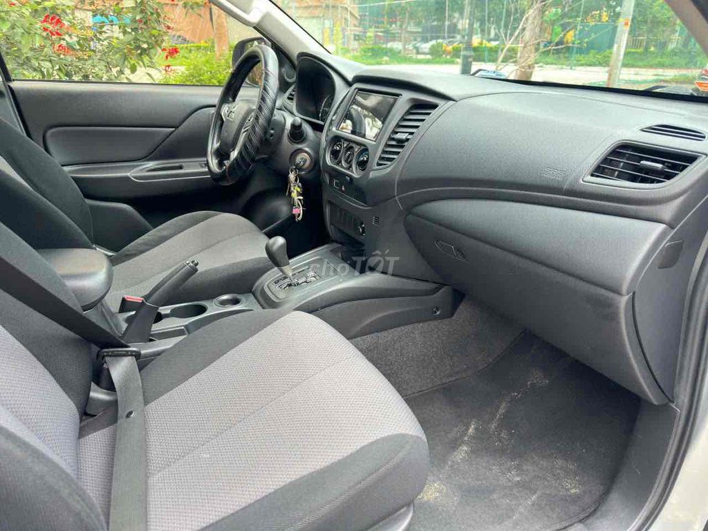 Mitsubishi Triton 2021 Một cầu Bạc. Mua bán Ô tô tại Quận Hà Đông Hà Nội được đăng bởi Hiệp Xoăn Hà Đông hình 11