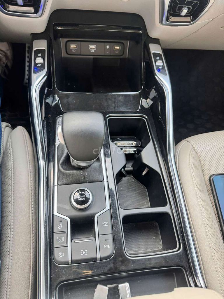 Kia Sorento 2.5 Signature sx 2020 chạy ít. Mua bán Ô tô tại Quận Cầu Giấy Hà Nội được đăng bởi Thăng ManyCar hình 5