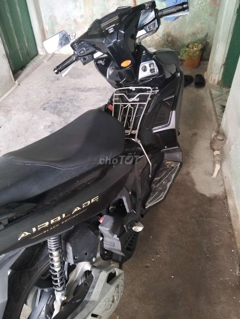 Bán xe Airblade 125. Mua bán Xe máy tại Quận Lê Chân Hải Phòng được đăng bởi Trinh tien tho hình 2