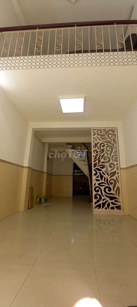 NHÀ NGUYÊN CĂN CMT8, QUẬN 3, 4 TẦNG, 5PN, HẺM ĐẸP, TIỆN LỢI GIAO THÔNG