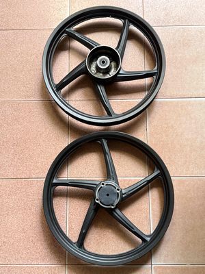 Mâm xe. Mua bán Phụ tùng xe tại Thành phố Nha Trang Khánh Hòa được đăng bởi Võ Hùng